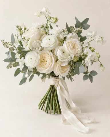 Sample AI white rose bouquet used in a florist brief